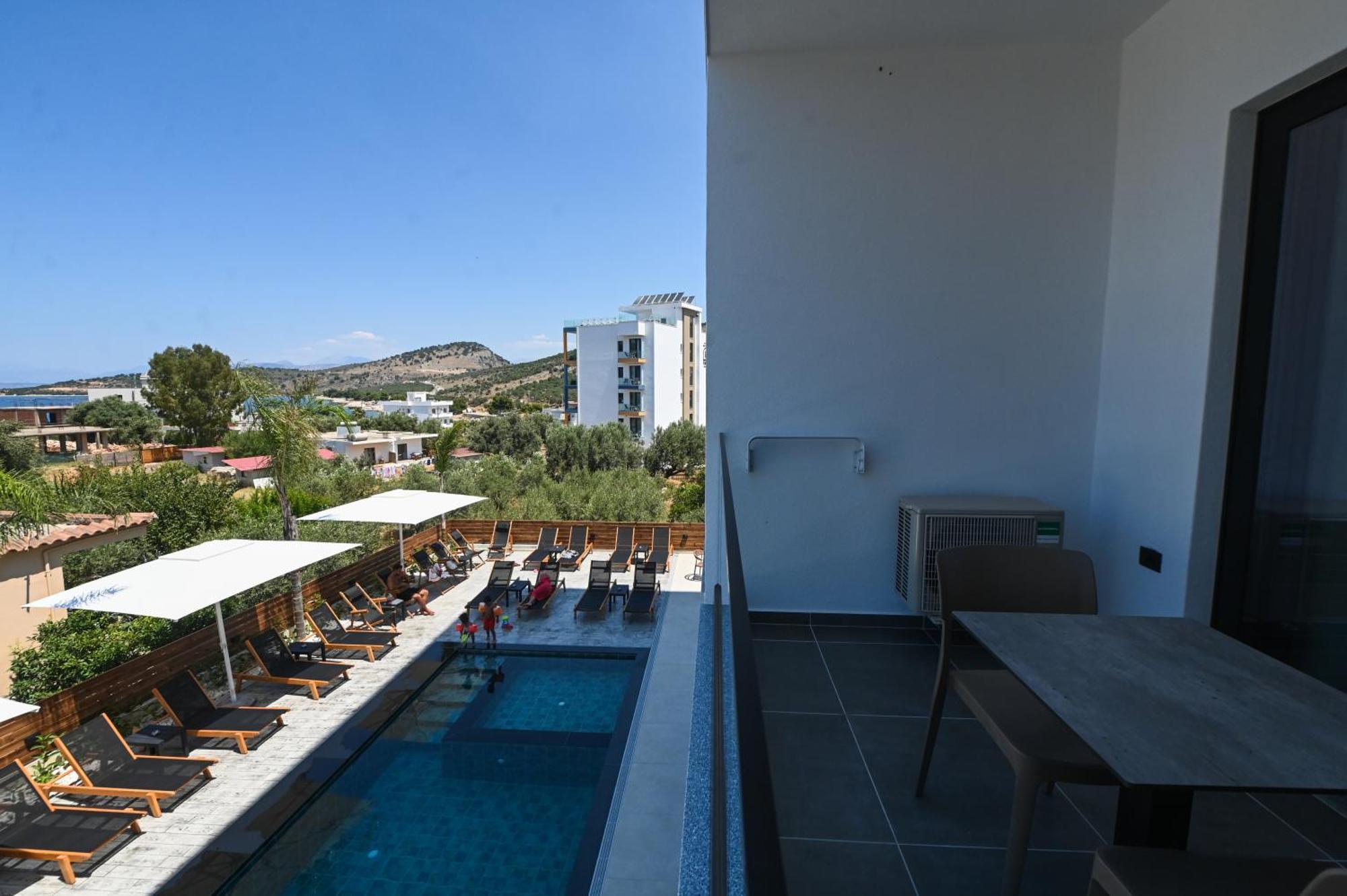 Monun Hotel Εξαμίλιο Εξωτερικό φωτογραφία