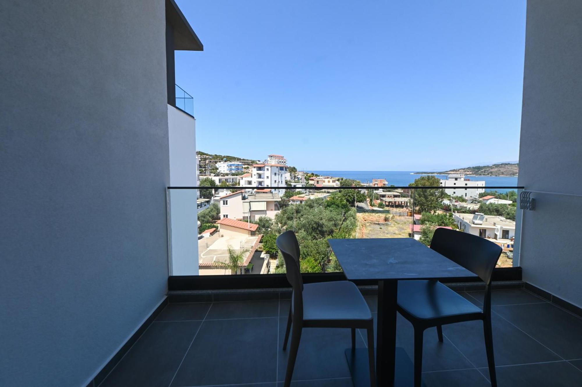 Monun Hotel Εξαμίλιο Εξωτερικό φωτογραφία